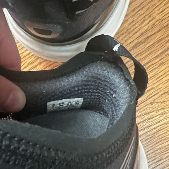 Puma running shoes - Picture 5 of 7